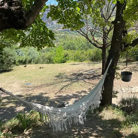 Visto Villa