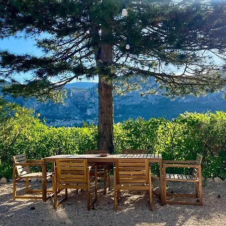 Visto * Moustiers-Sainte-Marie