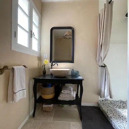 Visto Villa *